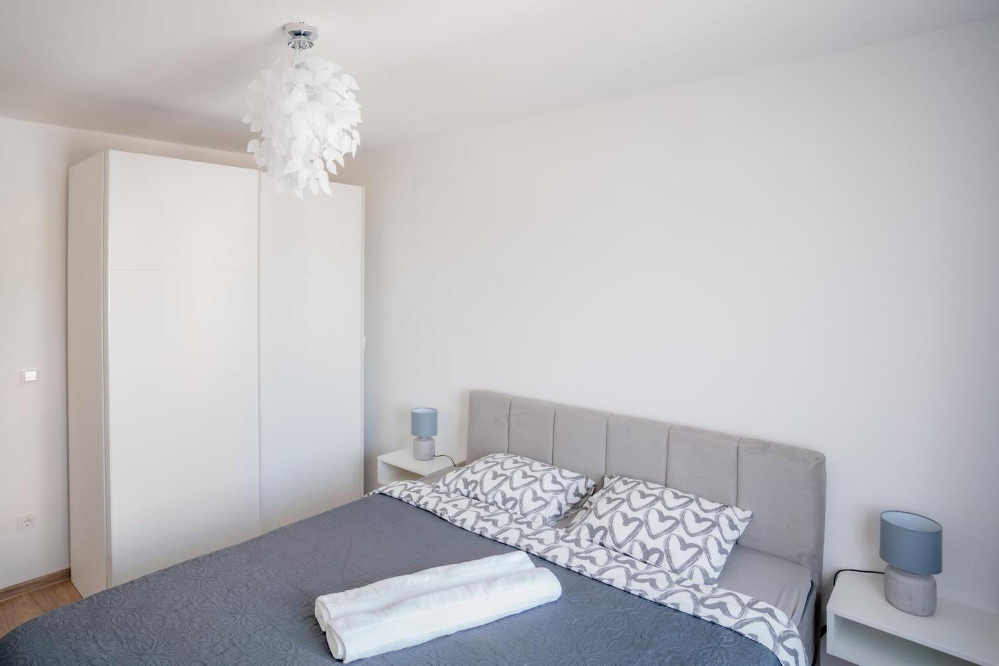 Apartman Sanda Vukovar Ngoại thất bức ảnh